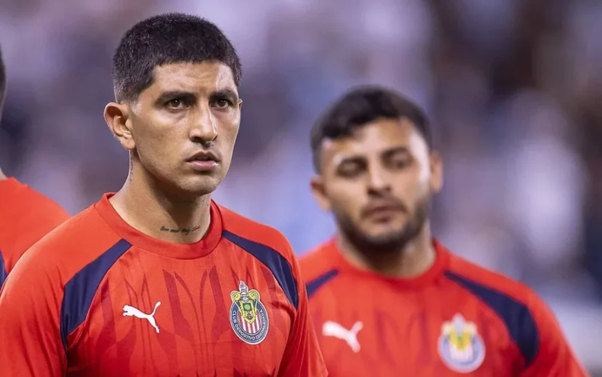 Paunovic defiende a Pocho Guzmán: “No merece abucheos” y aclara situación con Brizuela