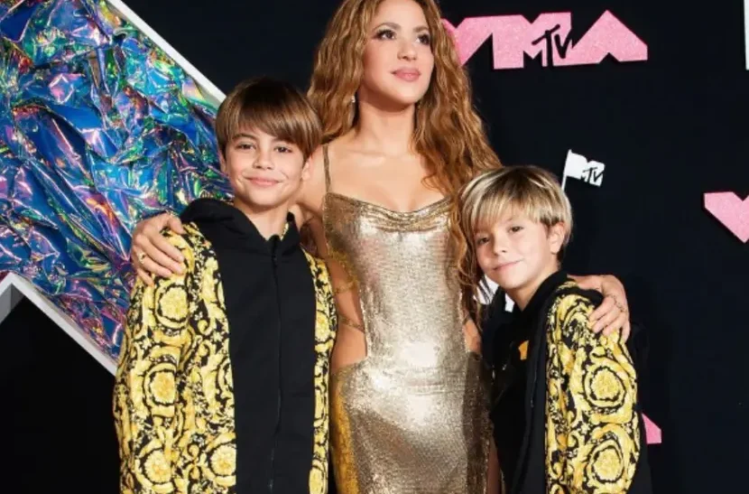 Los hijos de Shakira también facturan, Milan y Sasha quieren regalías por “Acróstico”