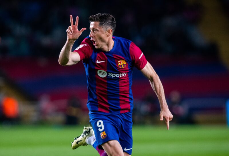 Hat-Trick de Robert Lewandowski y el Barcelona es segundo