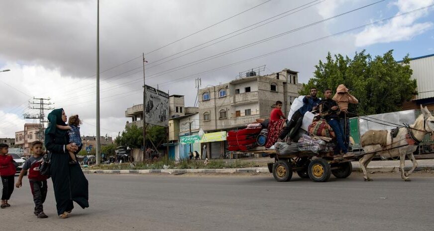 Israel desoye el clamor mundial y bombardea Rafah previo a la invasión